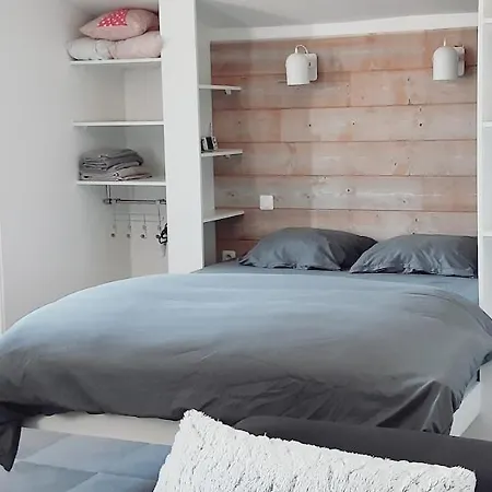 Cozy House With Terrace 15 Min From Paris Appartamento