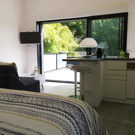 Cozy House With Terrace 15 Min From Paris *